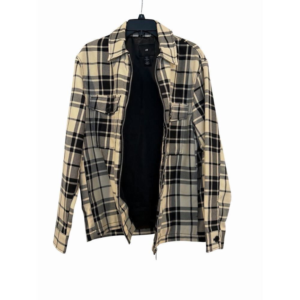H&M Men's Black & Cream Plaid Full Zipper Jacket /Shacket Size M Oversized - Picture 7 of 13